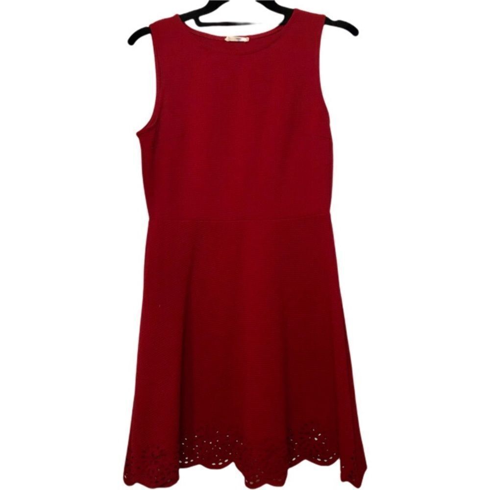 Peach Royal Red Dress With Laser Cut Hem, Sleeveless.